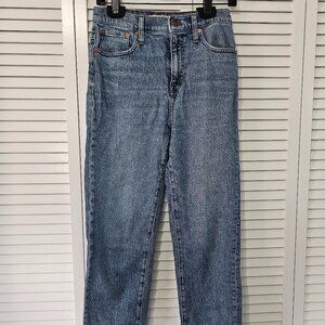 Madewell Curvy High-Rise Skinny Jeans in a Classic Dark Wash